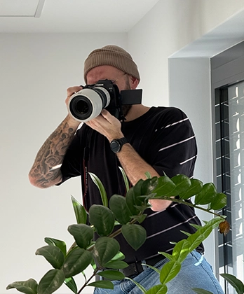 Max am fotografieren